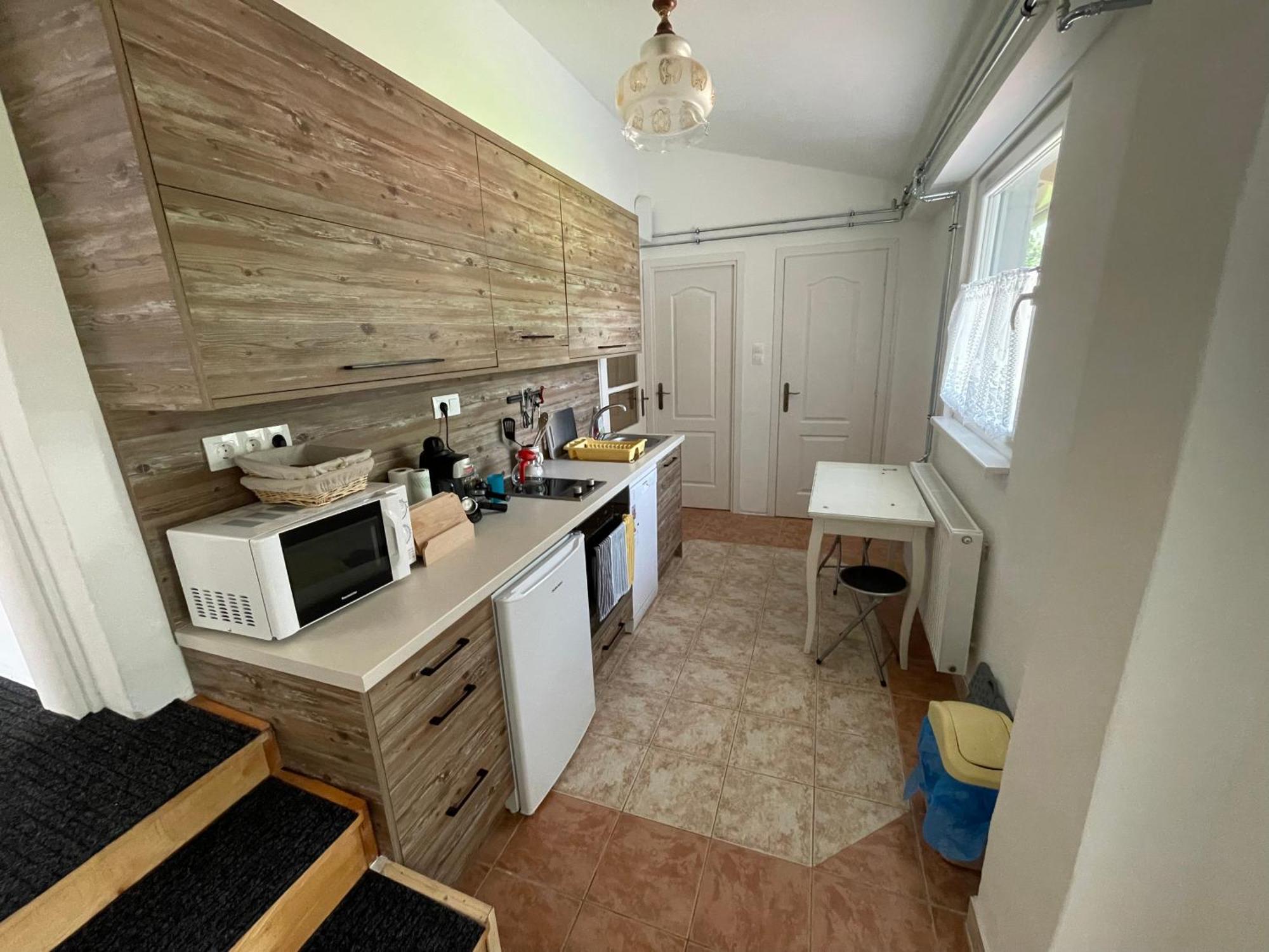 Hidlab Apartman Kimle Exteriör bild